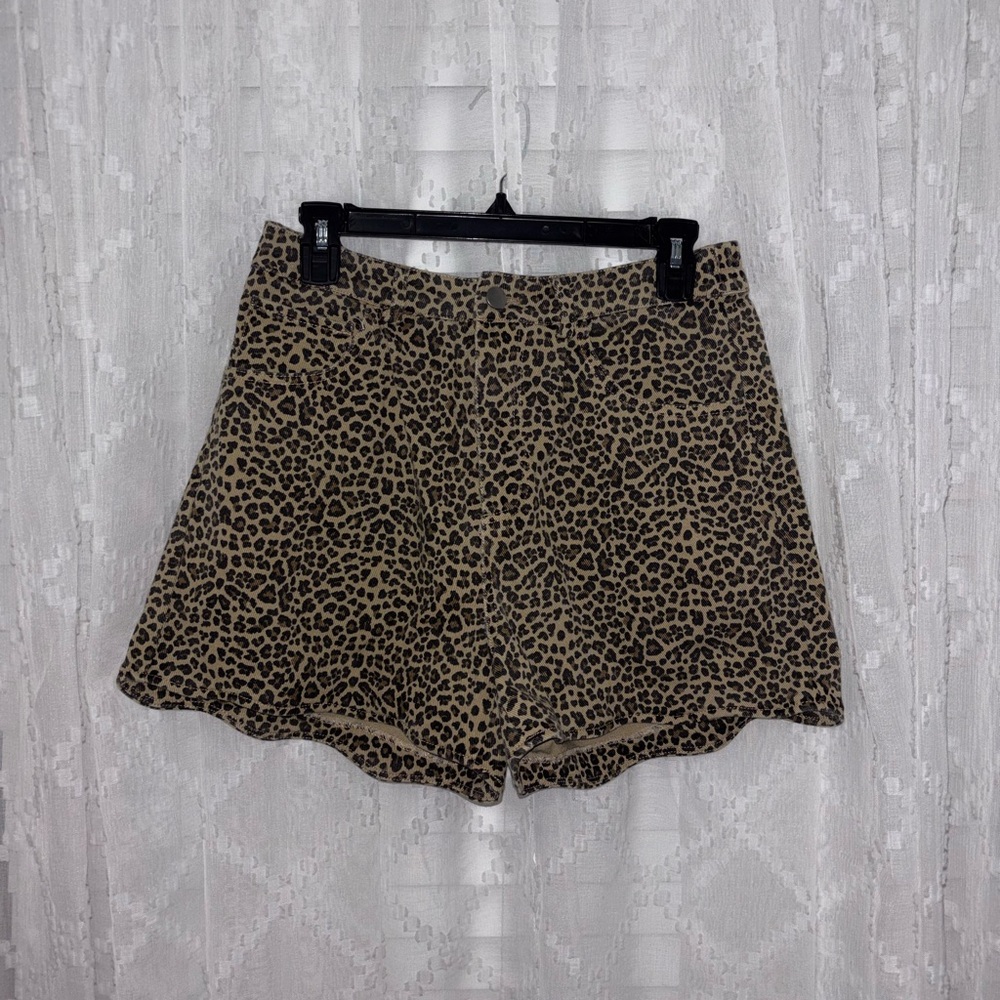 NWT Leopard Print High-Rise Women’s Shorts - Tan/Black